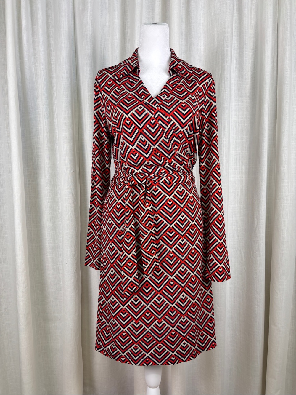 BCBGMaxAzria Red and Black Geometric Long Sleeve Wrap Dress